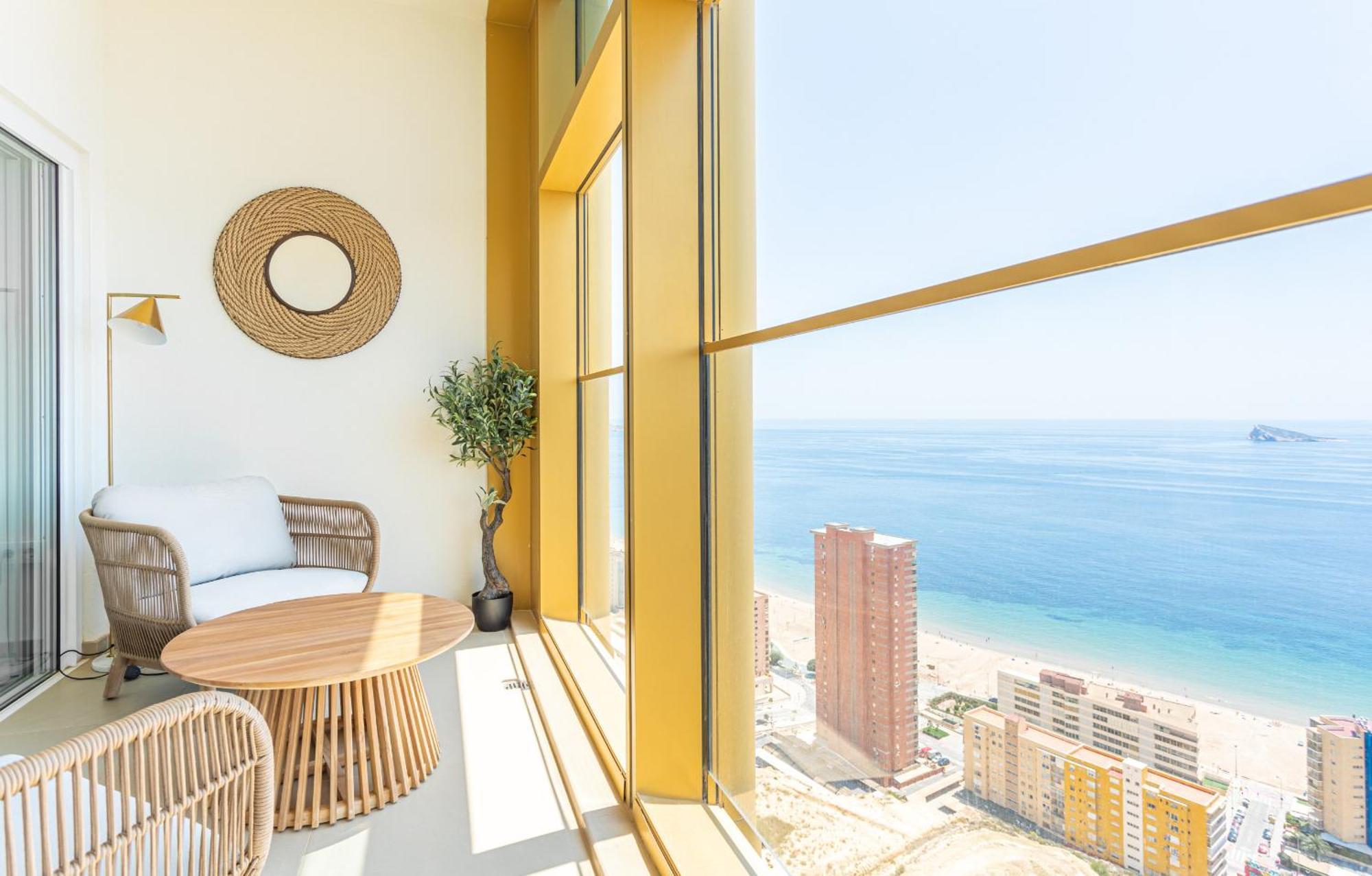 Intempo By Holuxe - 225 - 22Nd Floor Apartman Benidorm Kültér fotó